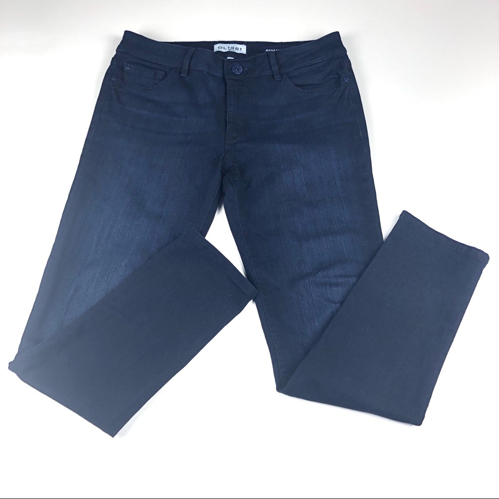 DL1961 Amanda Skinny Jean in size 30. Dark indigo